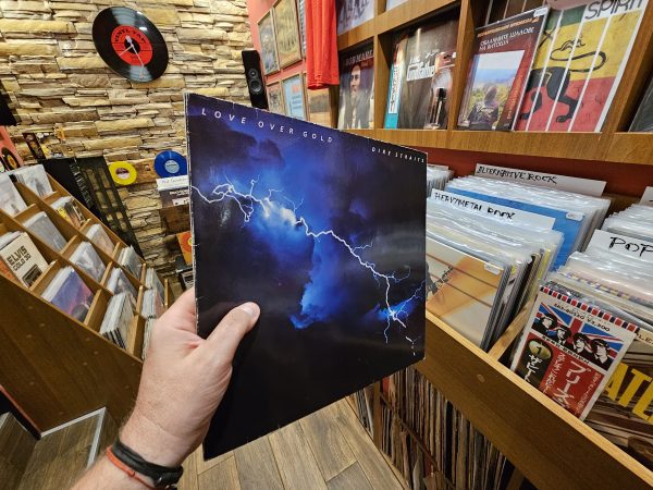 Dire Straits – Love Over Gold