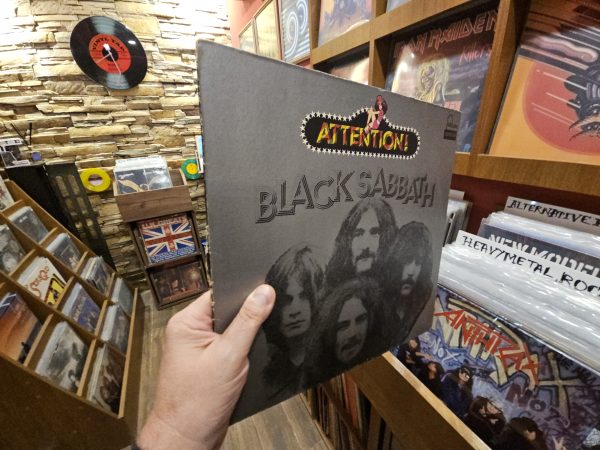 Black Sabbath – Attention! Black Sabbath!