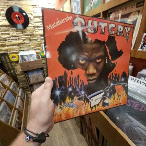 Mutabaruka – Outcry