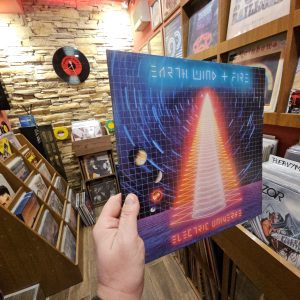 Earth, Wind & Fire – Electric Universe