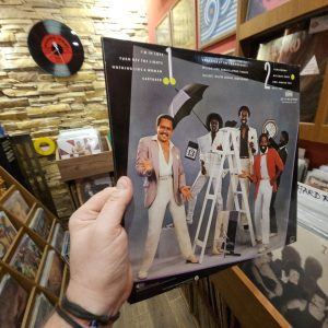 Alternative view of Commodores – 13