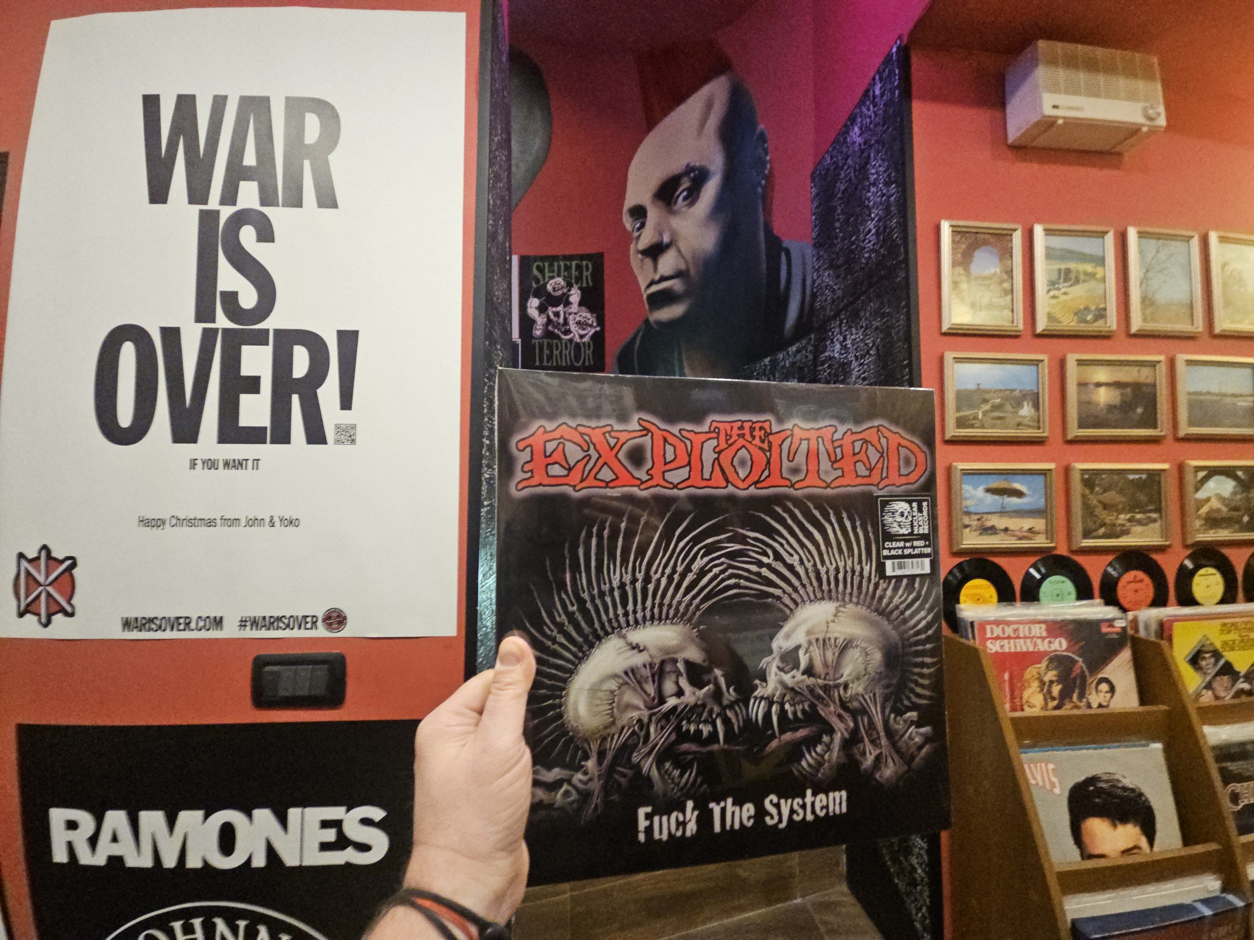 The Exploited – Fuck The System