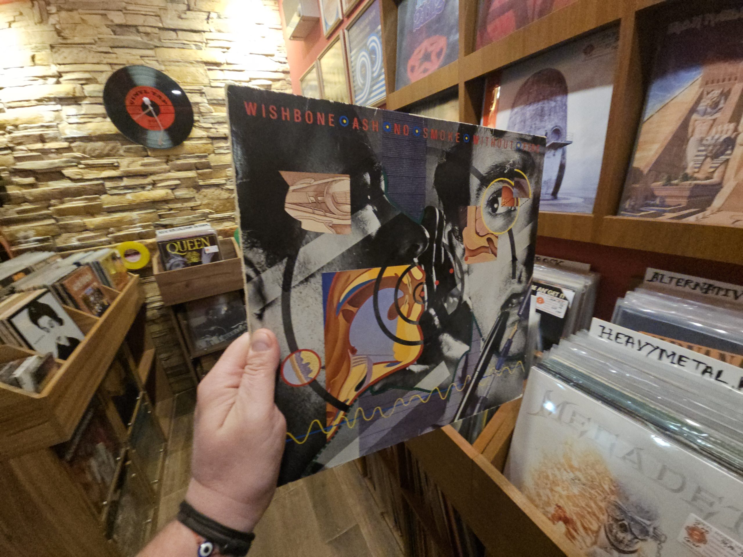 Wishbone Ash – No Smoke Without Fire