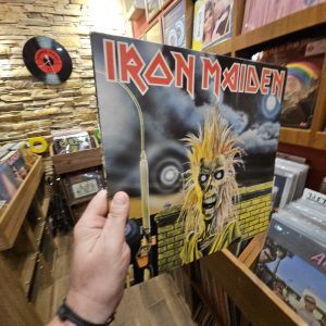 Iron Maiden – Iron Maiden