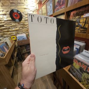 Toto – Isolation