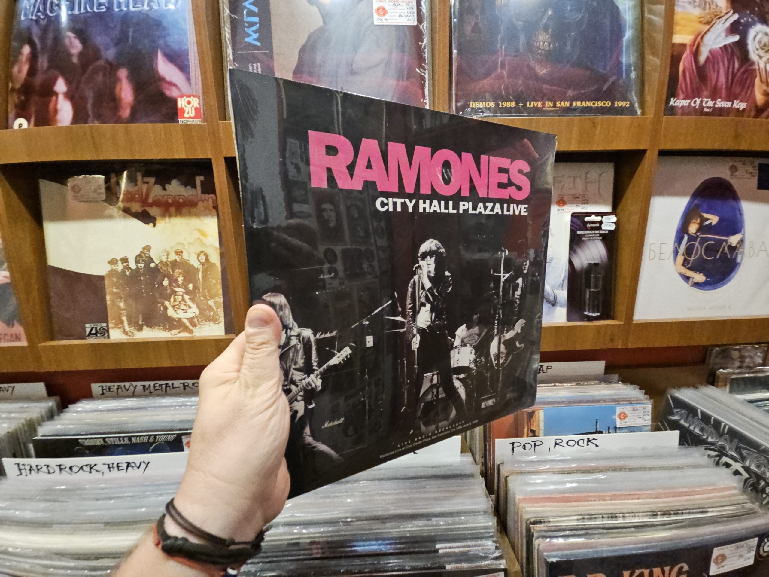 Ramones – City Hall Plaza Live