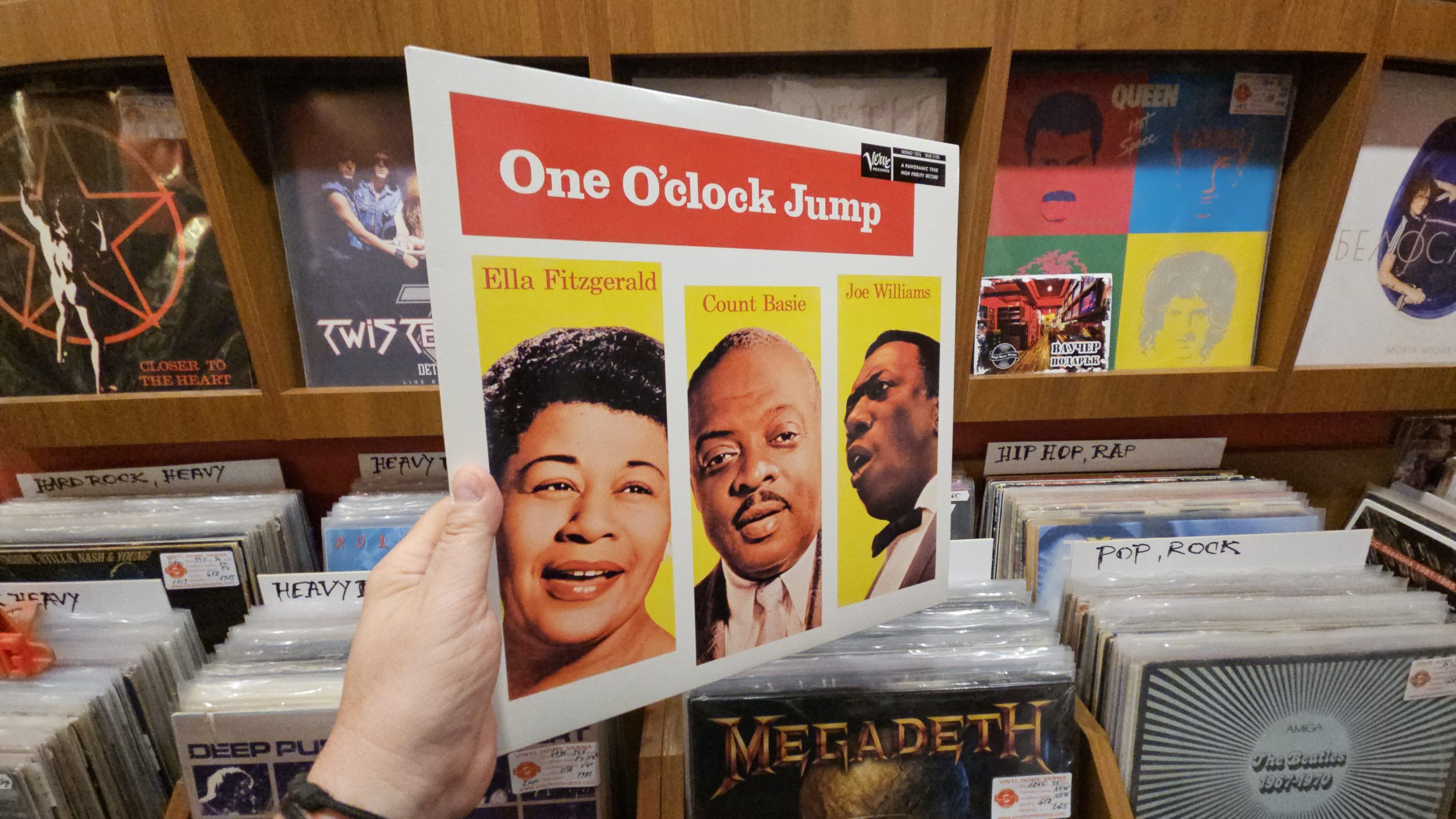 Ella Fitzgerald / Count Basie / Joe Williams – One O'Clock Jump