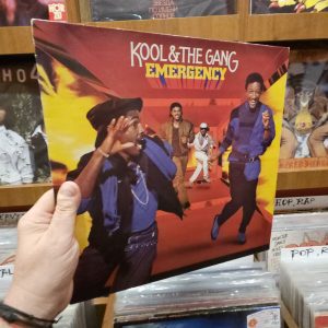 Kool & The Gang – Emergency