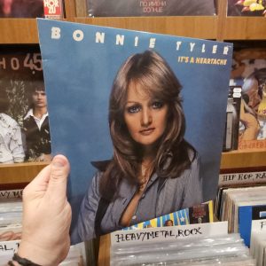 Bonnie Tyler – It's A Heartache